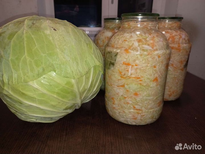 Капуста квашеная, огурцы, помидоры, грибочки