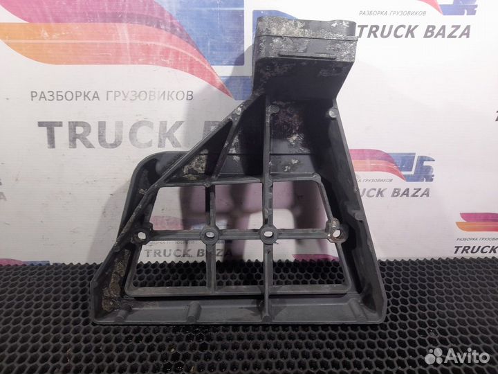 Кронштейн подножки левый Daf XF105, Daf XF95