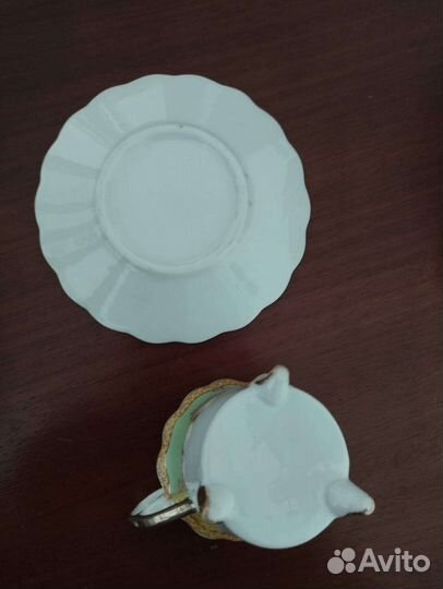 Набор кофейных чашек с блюдцами