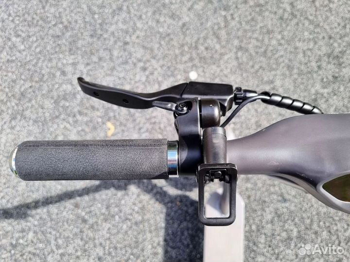 Новый Электросамокат Hiper Triumph X101