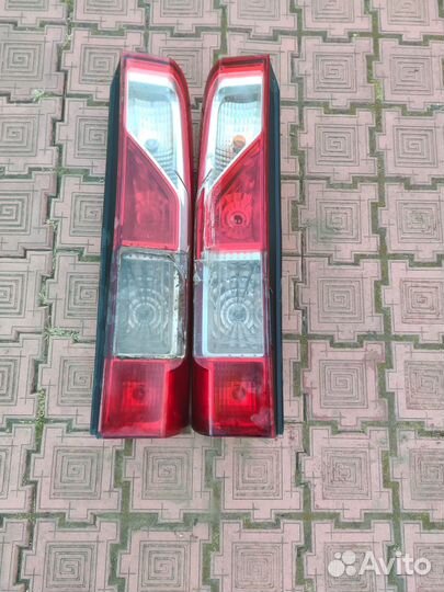 Фонарь задний на Renault master 3