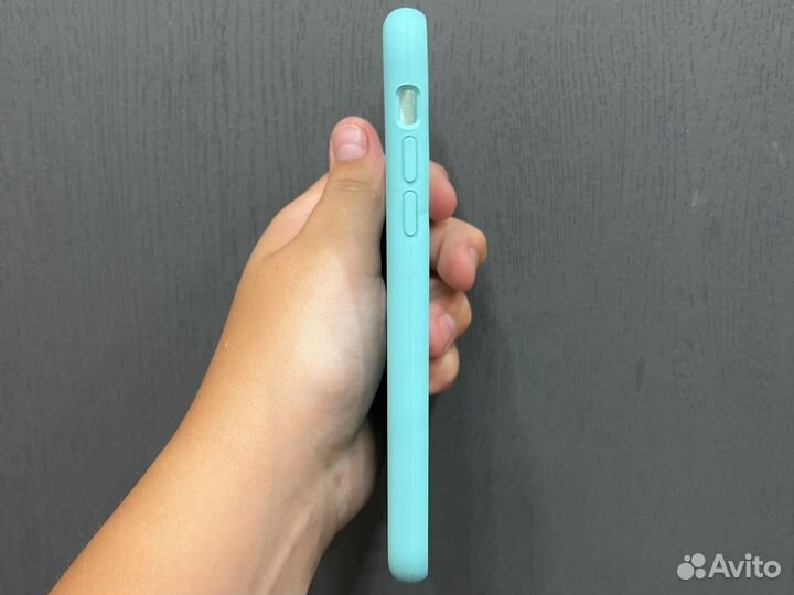 Продам чехол для айфон 11