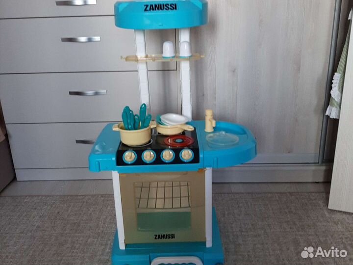 Детская игровая кухня