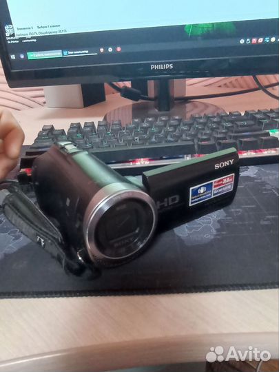 Видеокамера sony