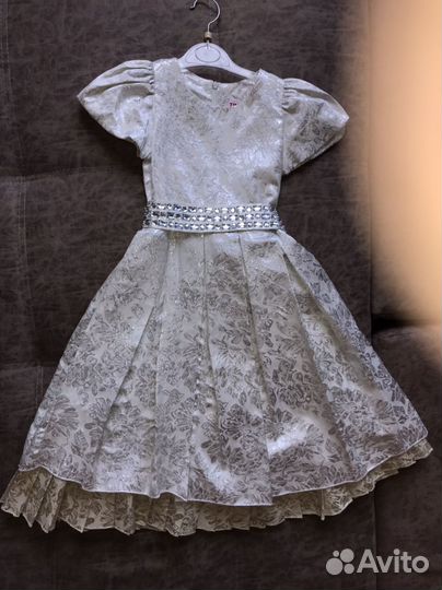 Платья на девочку