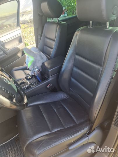 Сидения фольсваген туарег 2008г