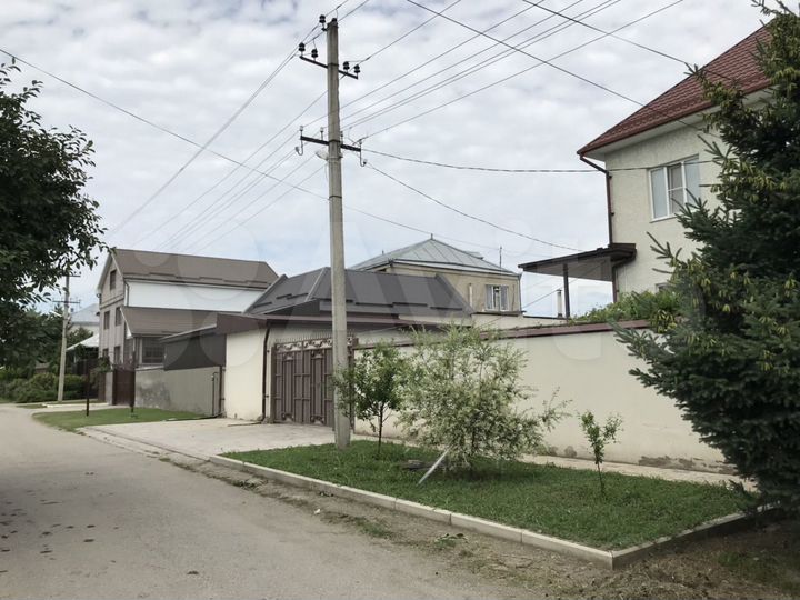 Дом 158 м² на участке 10,5 сот.