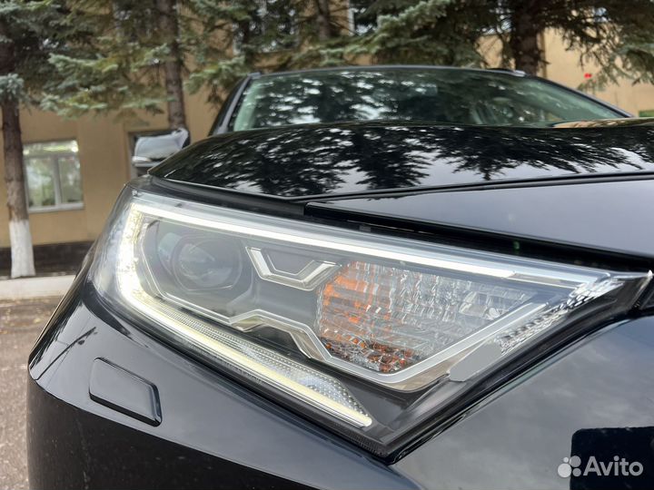 Toyota RAV4 2.5 AT, 2021, 29 000 км