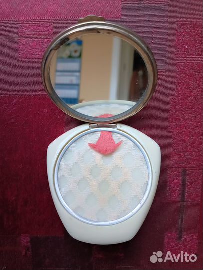 Пудреница с зеркалом Riga