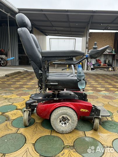 Инвалидная коляска с электроприводом