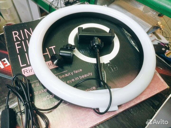 Кольцевая лампа 26 см