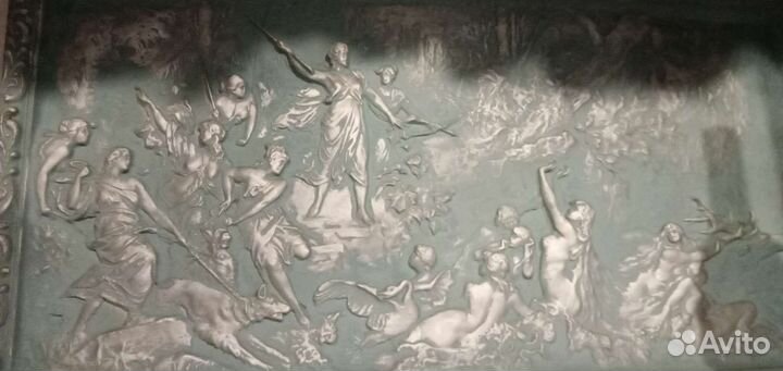 Панно из гипса