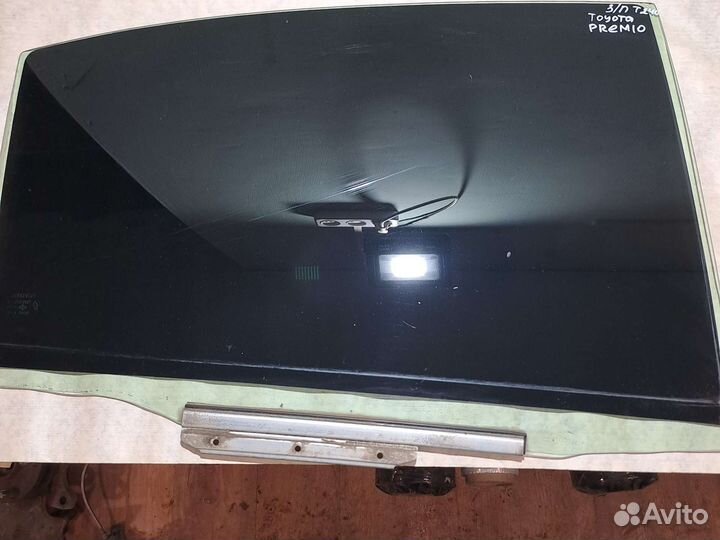 Стекло двери заднее правое Toyota Premio T240
