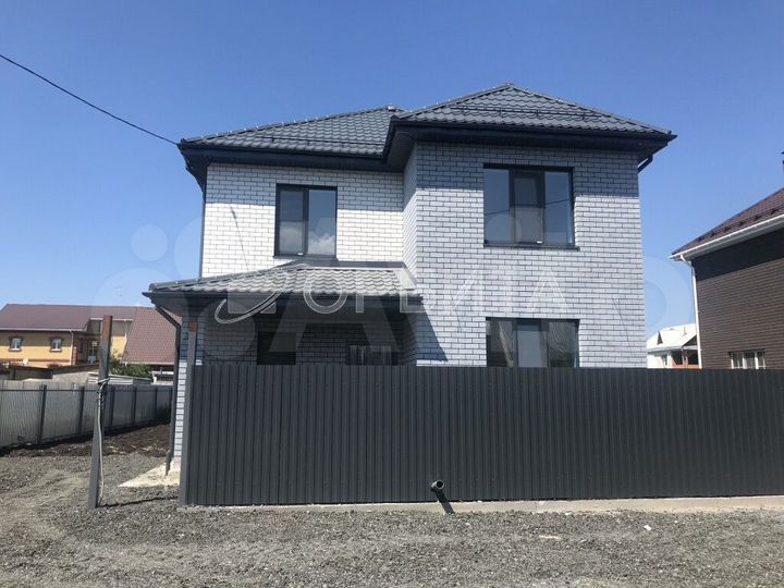 Дом 135 м² на участке 6 сот.