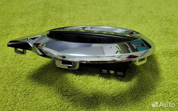 Эмблема решетки радиатора Volvo XC90 2014-2019