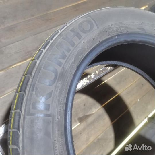 Kumho Sense KR26 215/55 R17