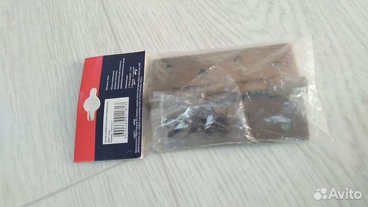 Петли для дверей