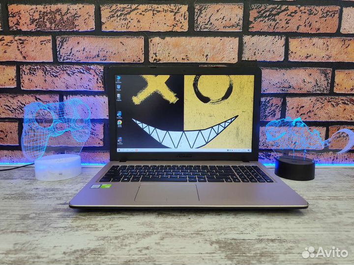 Игровой asus i3-6Gen 4Gb Видео 12 озу SSD