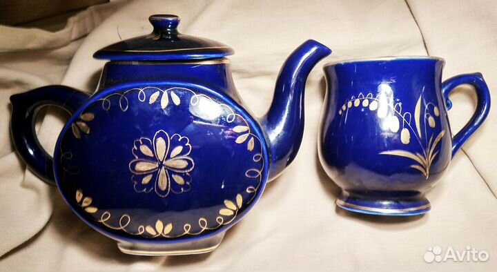 Чайник и чашка, кобальт, фарфор Гжель, СССР