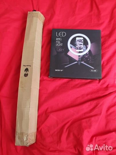 Кольцевая лампа (26 см /10 дюймов) с штативом