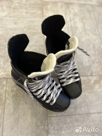 Коньки bauer