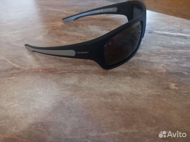 Солнечные очки мужские