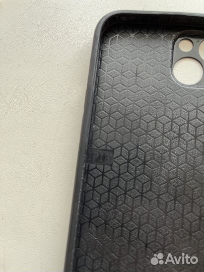 Чехол для iPhone 13