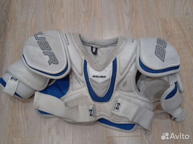 Нагрудник хоккейный bauer nexus8000,цена ваша