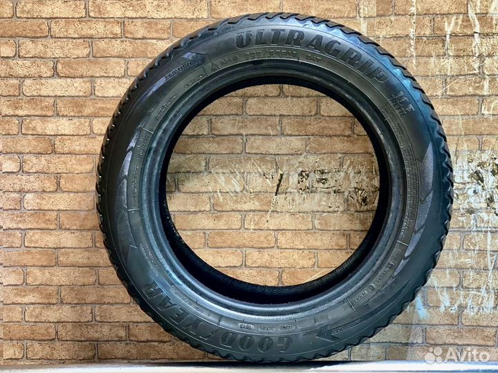 Goodyear Ultragrip Ice Arctic 205/55 R16