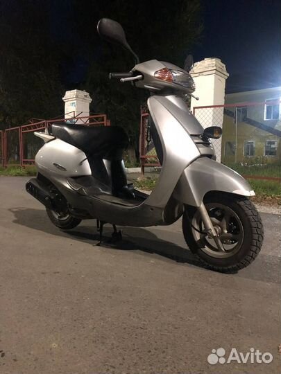 Honda lead 90