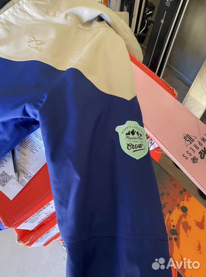 Новый горнолыжный костюм