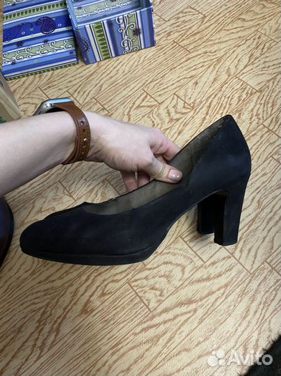 Туфли замша черные 40 размер б/у