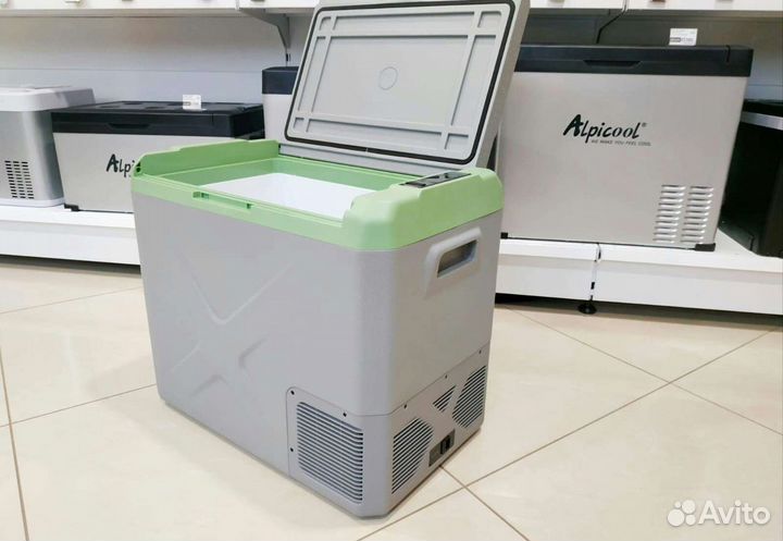 Автохолодильник компрессорный 50 литров