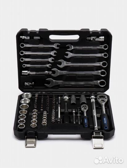 Набор инструментов для автомобиля