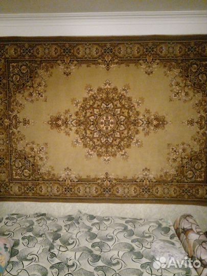 Ковер шерстяной