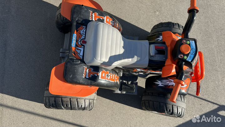 Квадроцикл Peg Perego