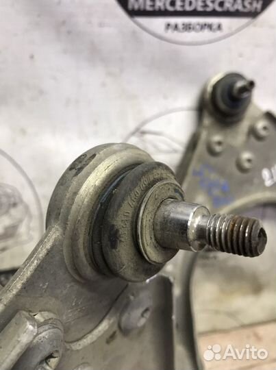 Рычаг передний верхний Мерседес w211