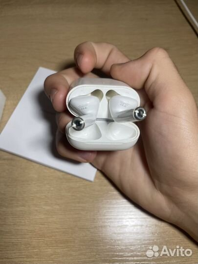 Airpods 2