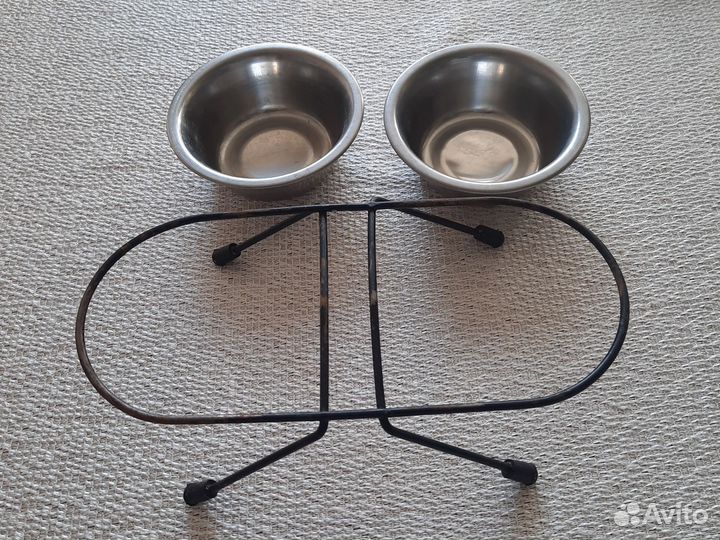 Миски на подставке для собак или кошек