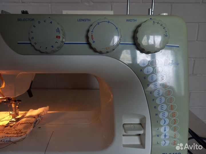 Швейная машинка janome