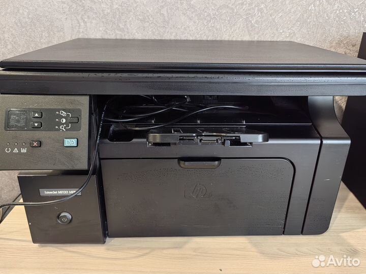 Продам мфу LaserJet M1132