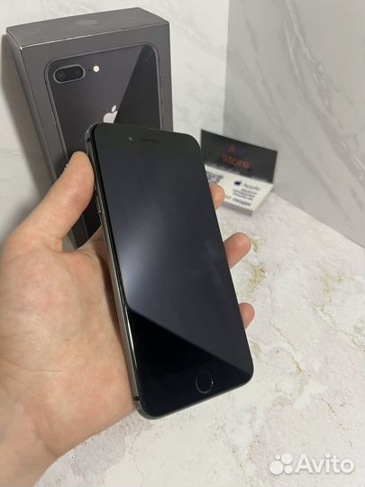 iPhone 8 Plus, 64 ГБ