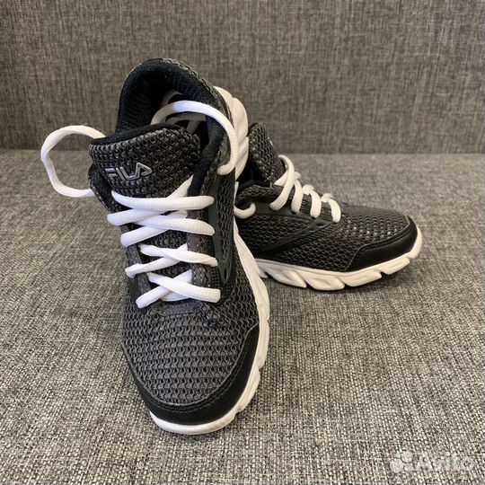 Кроссовки для девочки. Размер 29 31 32