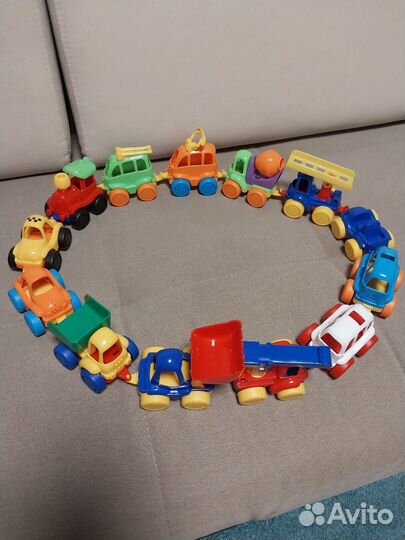 Развивающие игрушки пакетом