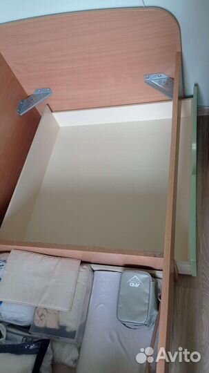 Кровать с выдвижными ящиками 90 на 190