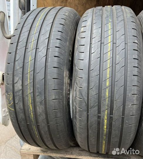 Goodyear EfficientGrip 2 SUV 275/60 R20