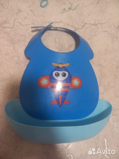 Нагрудник для ребёнка (с пластиковым кармашком)