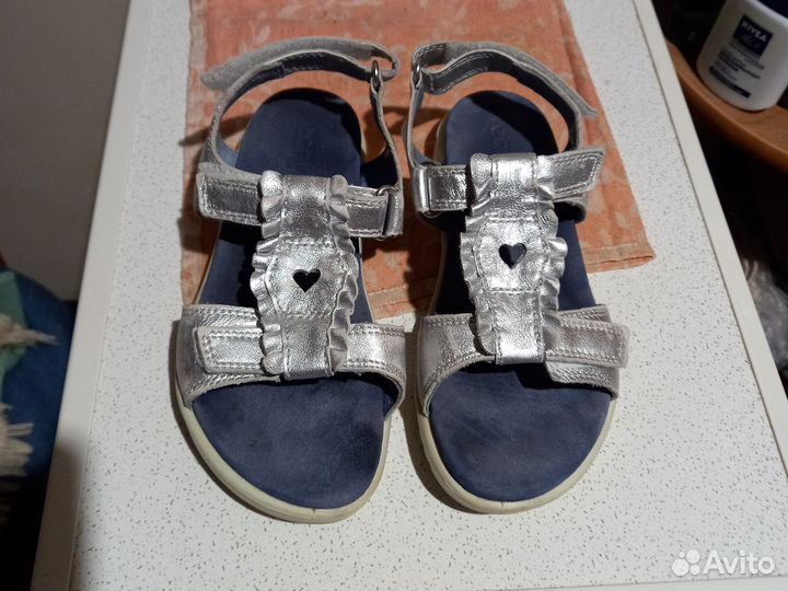 Босоножки для девочки