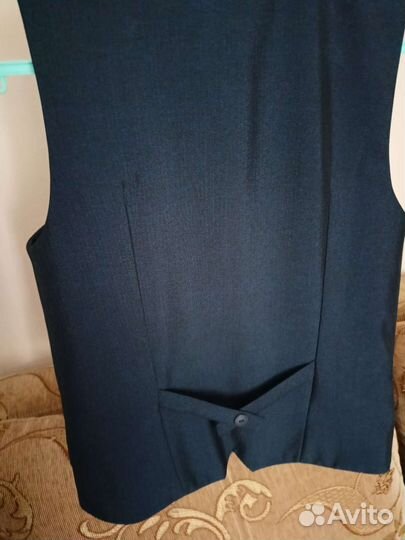 Жилет, брюки, рубашки