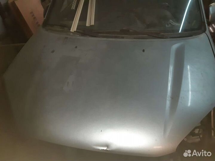 Капот на toyota rav4 2004г